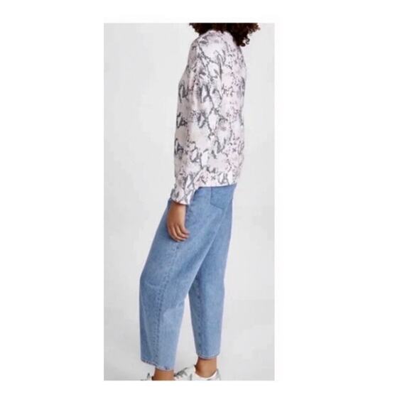 Sundry Python Cozy Sweatshirt. - Picture 2 of 6